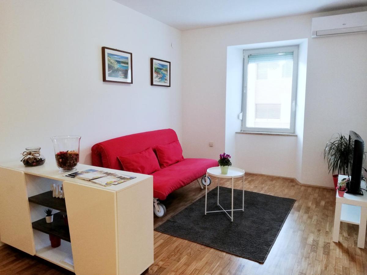 Apartament Center *